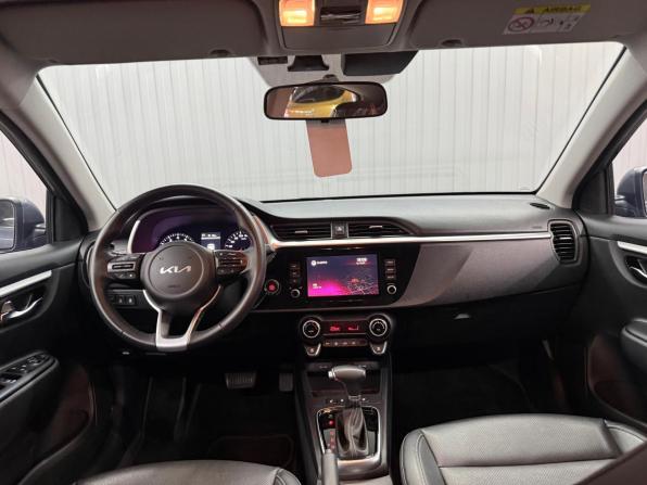 Kia Rio IV Рестайлинг с пробегом 2021 года, цена 1 997 000 рублей, 46226 км, хэтчбек, Автокод Объявления