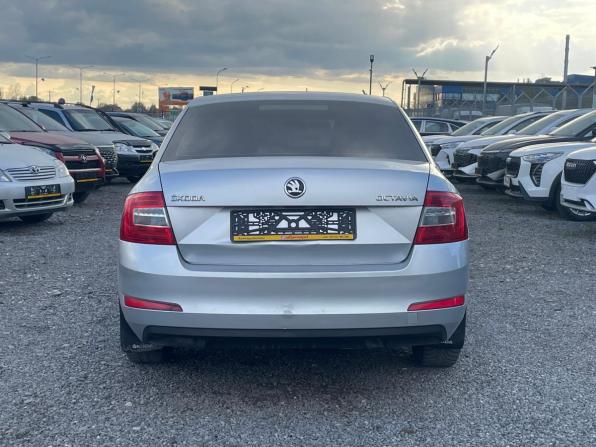 Skoda Octavia III (A7) с пробегом 2013 года, цена 920 000 рублей, 136925 км, лифтбек, Автокод Объявления