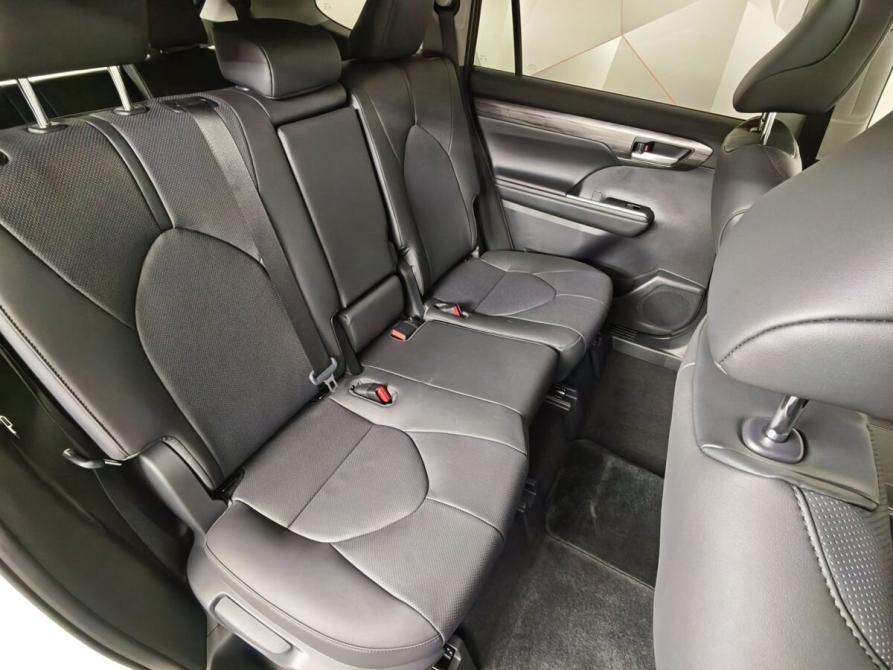 Toyota Highlander IV (XU70) Москва  - изображение 17