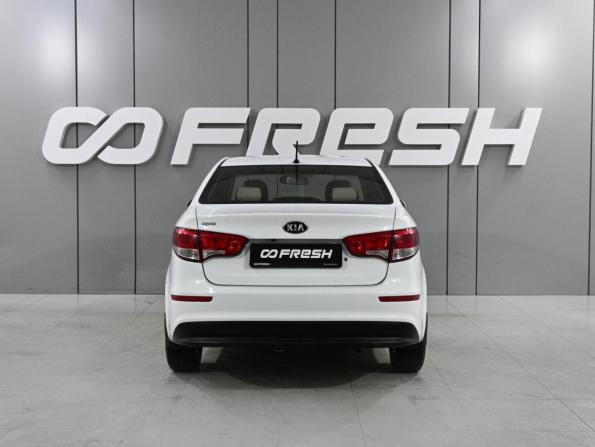 Kia Rio III Рестайлинг с пробегом 2015 года, цена 1 190 000 рублей, 101106 км, седан, Автокод Объявления