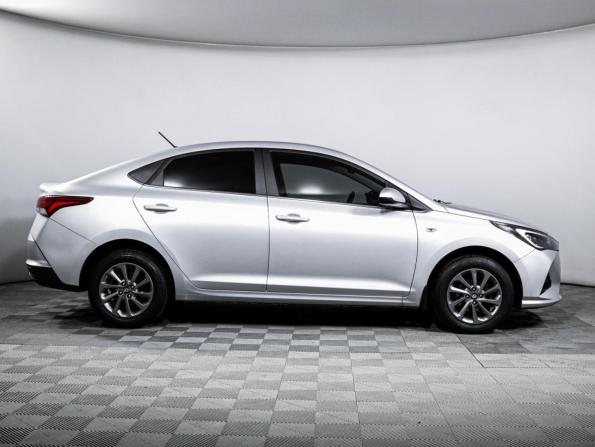 Hyundai Solaris II Рестайлинг с пробегом 2021 года, цена 1 850 000 рублей, 82285 км, седан, Автокод Объявления