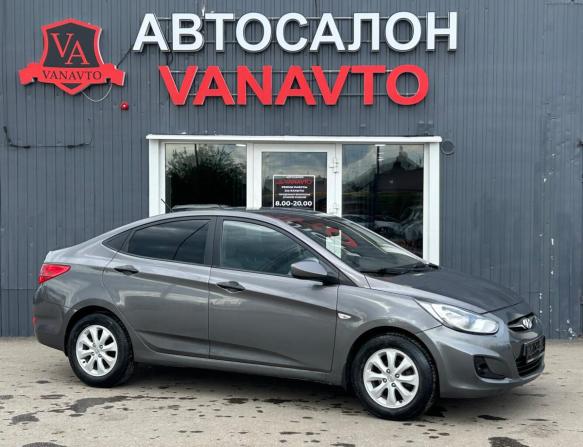 Hyundai Solaris I с пробегом 2011 года, цена 655 000 рублей, 276200 км, седан, Автокод Объявления