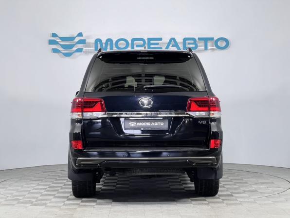 Toyota Land Cruiser 200 Series Рестайлинг 2 с пробегом 2016 года, цена 5 800 000 рублей, 141500 км, внедорожник, Автокод Объявления