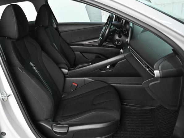 Hyundai Elantra VII (CN7) с пробегом 2021 года, цена 2 085 000 рублей, 77862 км, седан, Автокод Объявления