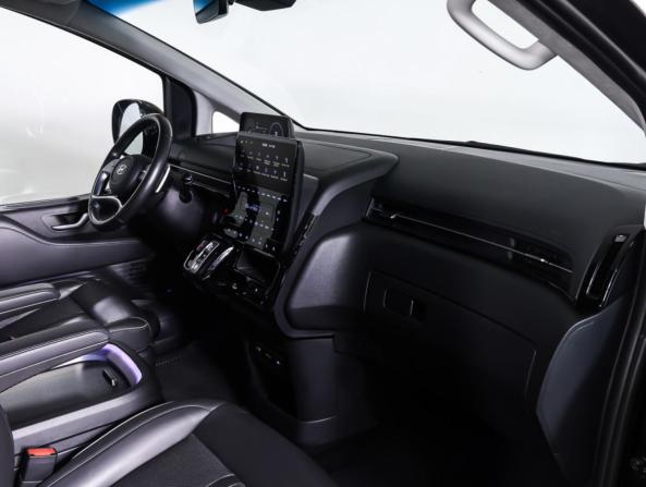 Hyundai Staria I с пробегом 2022 года, цена 5 598 000 рублей, 34614 км, минивэн, Автокод Объявления