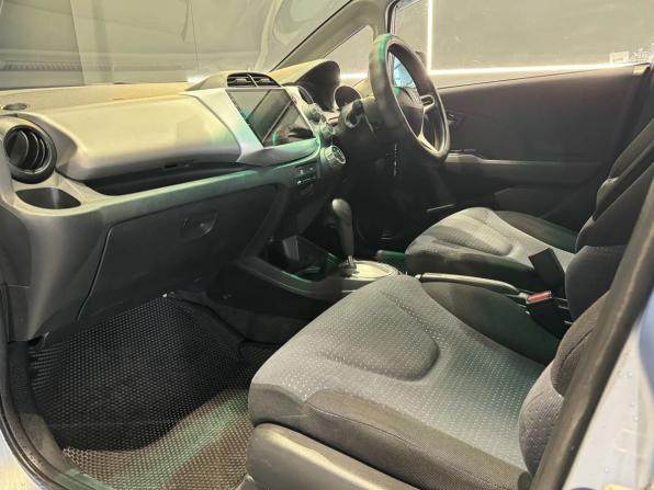 Honda Fit II с пробегом 2009 года, цена 687 000 рублей, 108000 км, хэтчбек, Автокод Объявления