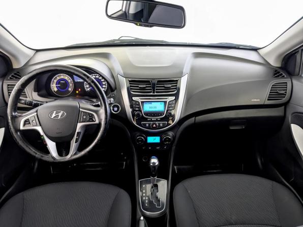 Hyundai Solaris I с пробегом 2013 года, цена 950 000 рублей, 137449 км, седан, Автокод Объявления