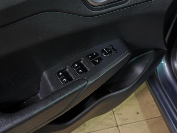 Hyundai Solaris II Рестайлинг с пробегом 2020 года, цена 1 359 000 рублей, 196068 км, седан, Автокод Объявления