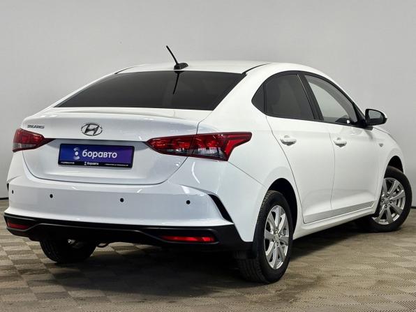 Hyundai Solaris II Рестайлинг с пробегом 2021 года, цена 1 310 000 рублей, 100049 км, седан, Автокод Объявления