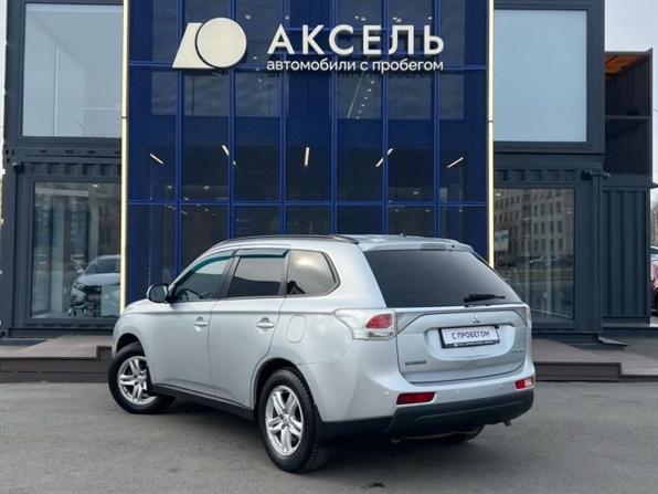 Mitsubishi Outlander III с пробегом 2013 года, цена 1 139 000 рублей, 210000 км, внедорожник, Автокод Объявления