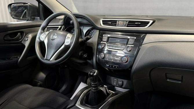Nissan Qashqai II с пробегом 2017 года, цена 1 795 000 рублей, 112230 км, внедорожник, Автокод Объявления