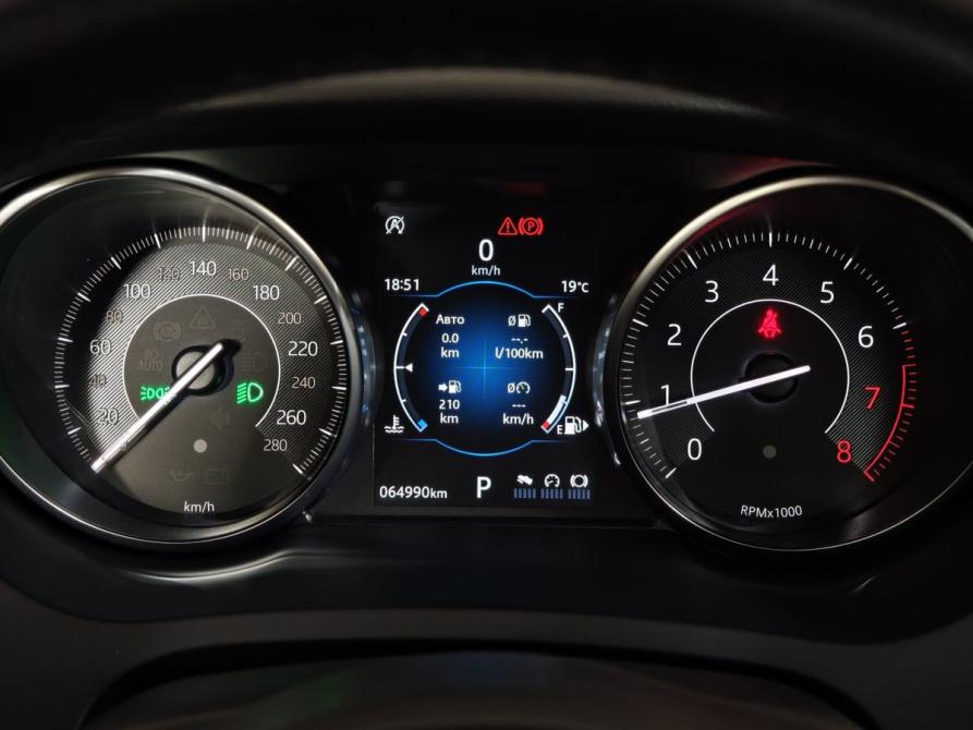 Jaguar E-Pace I Москва  - изображение 18