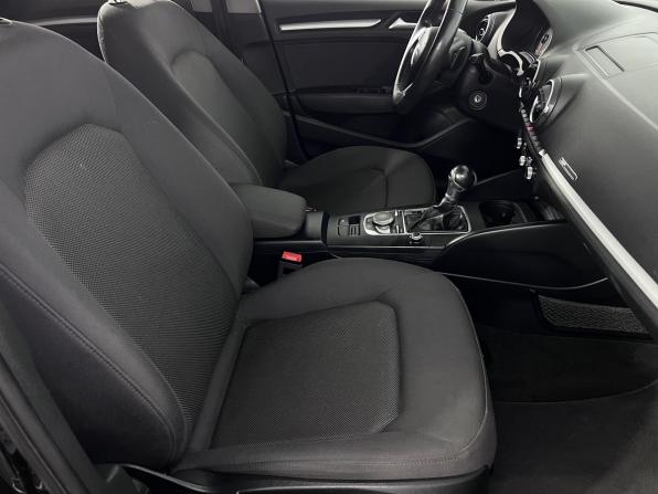 Audi A3 III (8V) Рестайлинг с пробегом 2018 года, цена 1 840 000 рублей, 148579 км, хэтчбек, Автокод Объявления