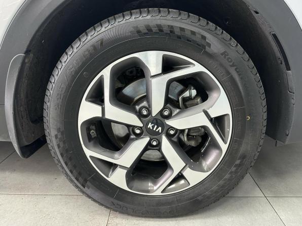 Kia Sportage IV Рестайлинг с пробегом 2018 года, цена 1 899 000 рублей, 124486 км, внедорожник, Автокод Объявления
