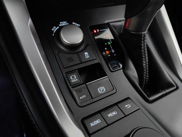 Lexus NX I с пробегом 2015 года, цена 2 559 000 рублей, 157800 км, внедорожник, Автокод Объявления