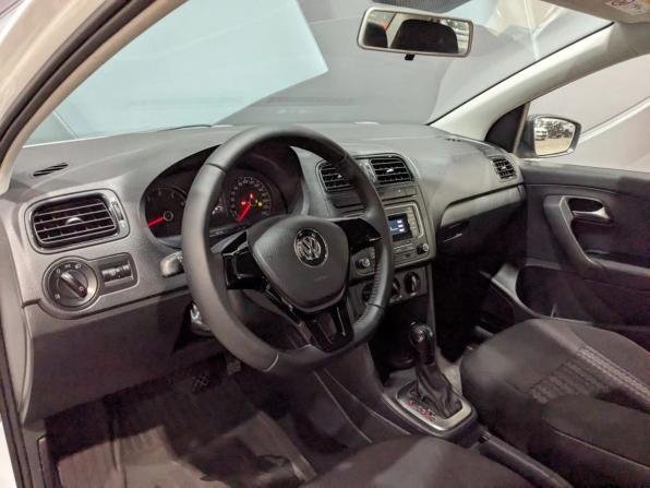Volkswagen Polo V Рестайлинг с пробегом 2019 года, цена 1 185 000 рублей, 141923 км, седан, Автокод Объявления