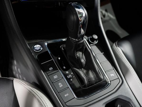 Volkswagen Bora IV с пробегом 2022 года, цена 2 130 000 рублей, 4635 км, седан, Автокод Объявления