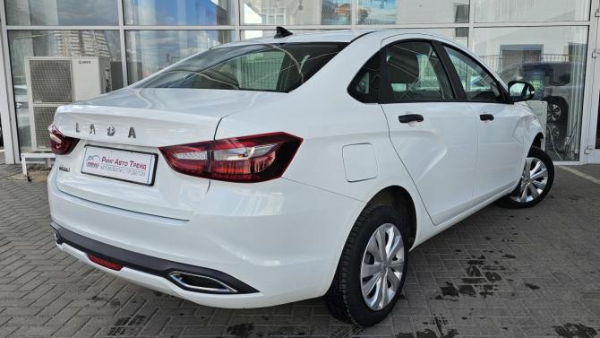 Lada (ВАЗ) Vesta I Рестайлинг (NG) с пробегом 2024 года, цена 1 279 000 рублей, 20600 км, седан, Автокод Объявления
