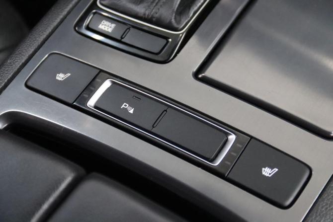 Hyundai Genesis II с пробегом 2015 года, цена 1 995 950 рублей, 178367 км, седан, Автокод Объявления