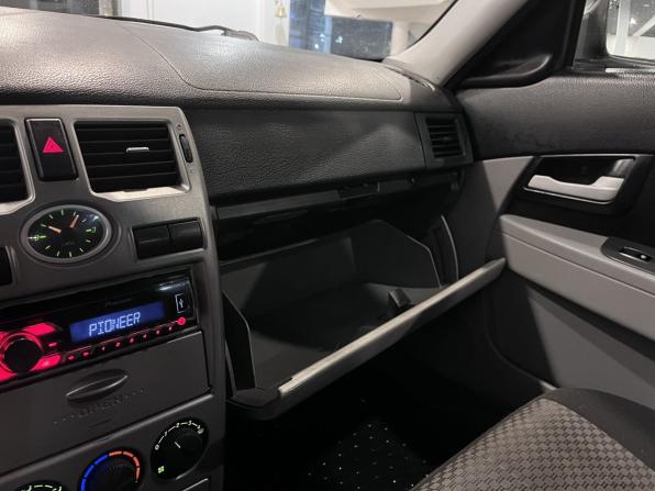 Lada (ВАЗ) Priora I с пробегом 2011 года, цена 310 000 рублей, 163150 км, хэтчбек, Автокод Объявления