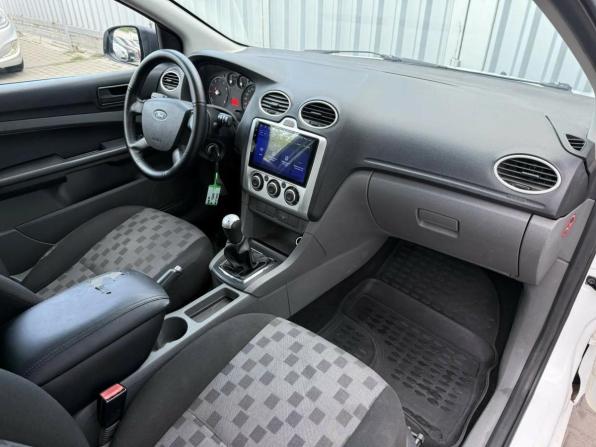 Ford Focus II Рестайлинг с пробегом 2009 года, цена 399 000 рублей, 235190 км, хэтчбек, Автокод Объявления