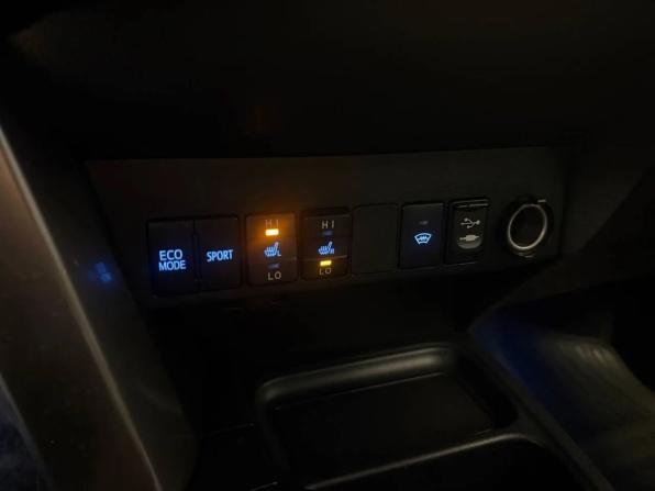 Toyota RAV4 IV (XA40) Рестайлинг с пробегом 2016 года, цена 2 050 000 рублей, 183000 км, внедорожник, Автокод Объявления