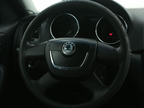 Skoda Yeti I с пробегом 2010 года, цена 484 000 рублей, 288900 км, внедорожник, Автокод Объявления