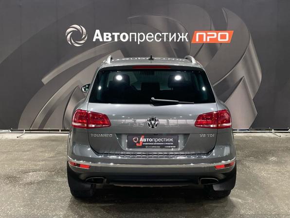 Volkswagen Touareg II Рестайлинг с пробегом 2015 года, цена 2 970 000 рублей, 204603 км, внедорожник, Автокод Объявления