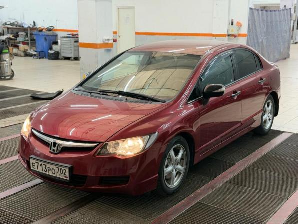 Honda Civic VIII с пробегом 2006 года, цена 665 000 рублей, 215016 км, седан, Автокод Объявления