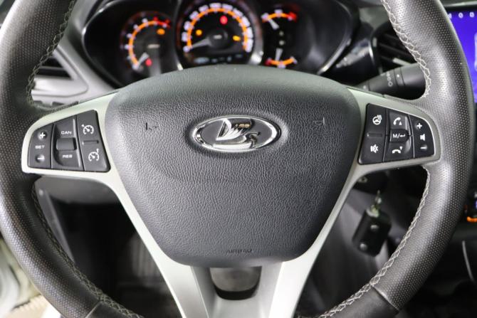 Lada (ВАЗ) Vesta I с пробегом 2021 года, цена 979 990 рублей, 110845 км, седан, Автокод Объявления