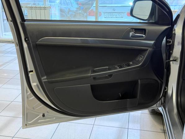 Mitsubishi Lancer X с пробегом 2008 года, цена 700 000 рублей, 165163 км, хэтчбек, Автокод Объявления