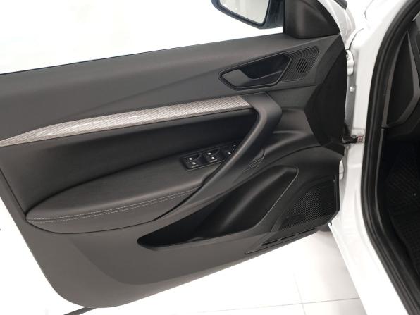 Lada (ВАЗ) Vesta I Рестайлинг (NG) с пробегом 2023 года, цена 1 231 000 рублей, 34196 км, седан, Автокод Объявления