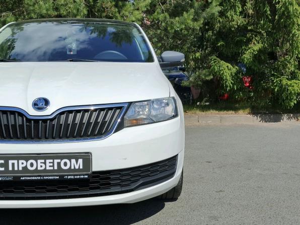 Skoda Rapid I Рестайлинг с пробегом 2018 года, цена 1 350 000 рублей, 76020 км, лифтбек, Автокод Объявления