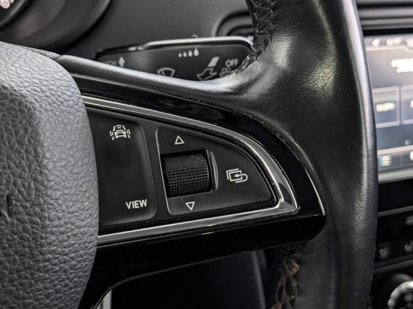 Skoda Octavia III (A7) Рестайлинг с пробегом 2018 года, цена 1 745 000 рублей, 73418 км, лифтбек, Автокод Объявления