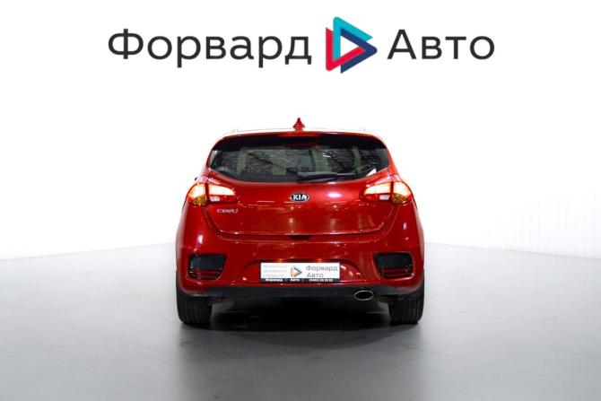 Kia Ceed II Рестайлинг с пробегом 2018 года, цена 1 399 000 рублей, 130092 км, хэтчбек, Автокод Объявления