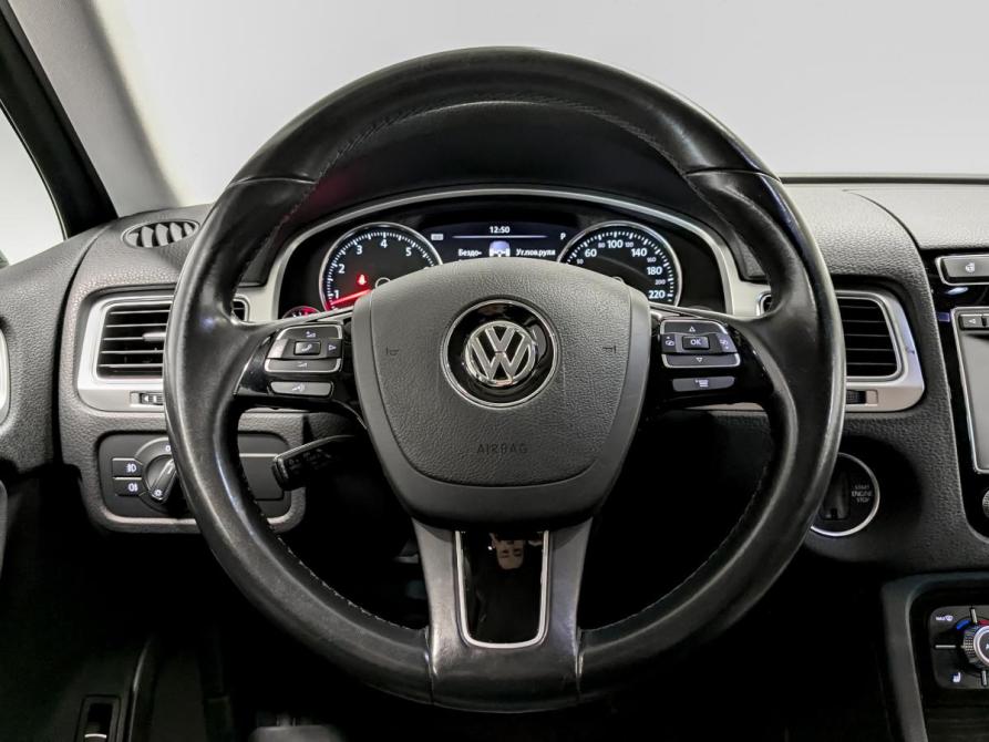 Volkswagen Touareg II Рестайлинг Санкт-Петербург  - изображение 22