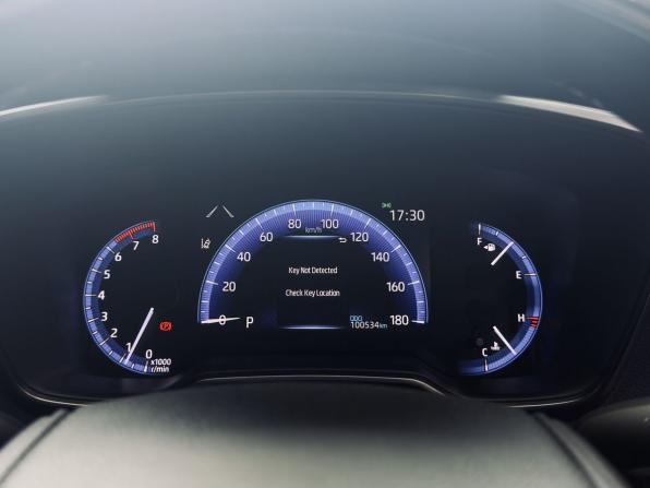 Toyota Corolla XII (E210) с пробегом 2021 года, цена 2 150 000 рублей, 100500 км, универсал, Автокод Объявления