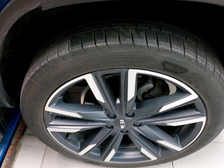 Geely Monjaro I Москва  - изображение 9