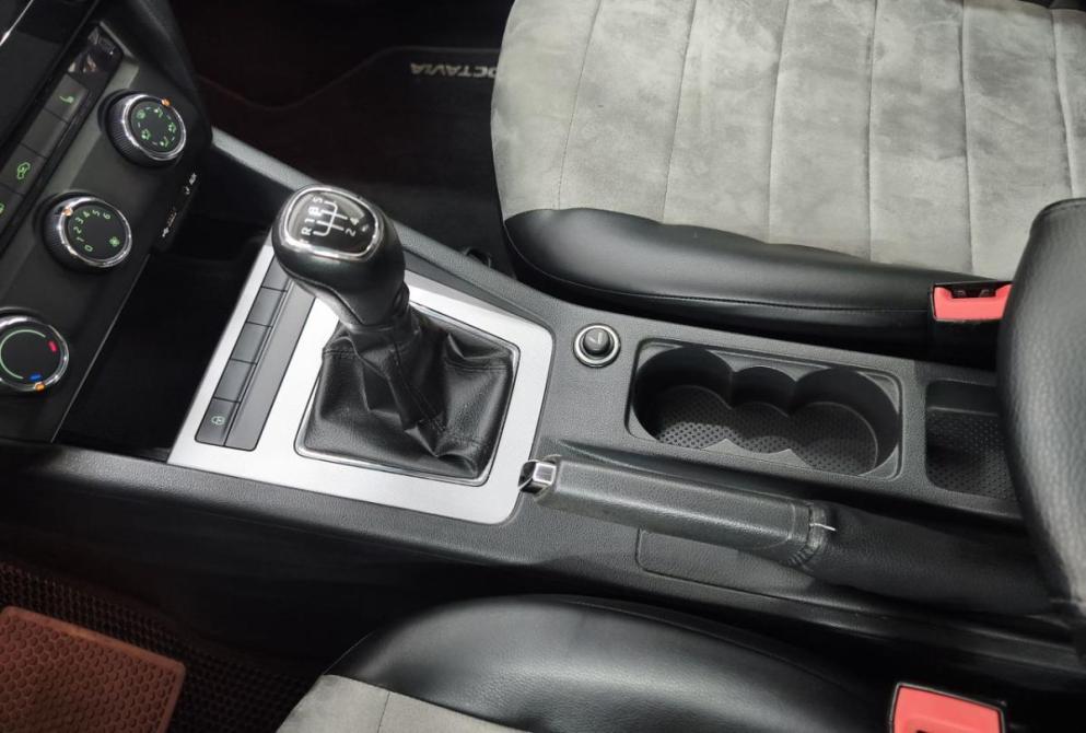 Skoda Octavia III (A7) Екатеринбург  - изображение 17