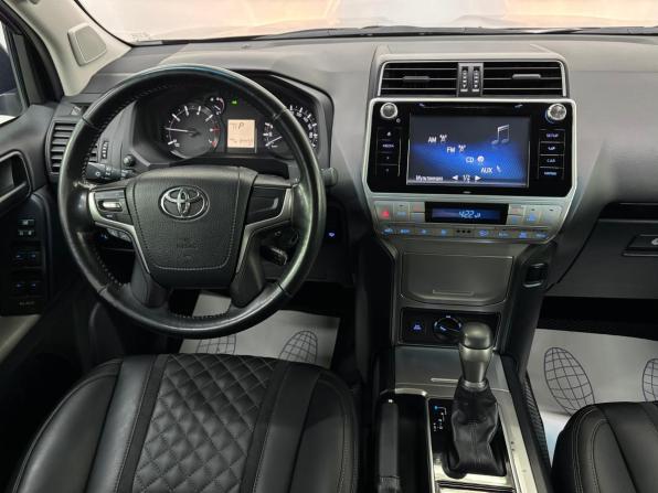 Toyota Land Cruiser Prado 150 Series Рестайлинг 2 с пробегом 2019 года, цена 3 840 000 рублей, 198447 км, внедорожник, Автокод Объявления