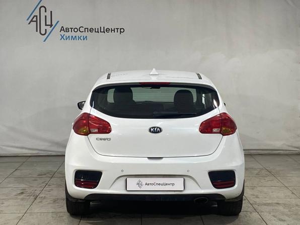 Kia Ceed II Рестайлинг с пробегом 2017 года, цена 1 499 800 рублей, 70000 км, хэтчбек, Автокод Объявления