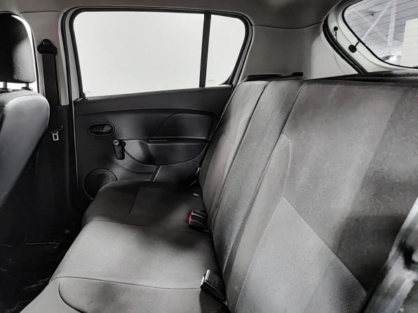 Renault Sandero II с пробегом 2017 года, цена 640 000 рублей, 107550 км, хэтчбек, Автокод Объявления