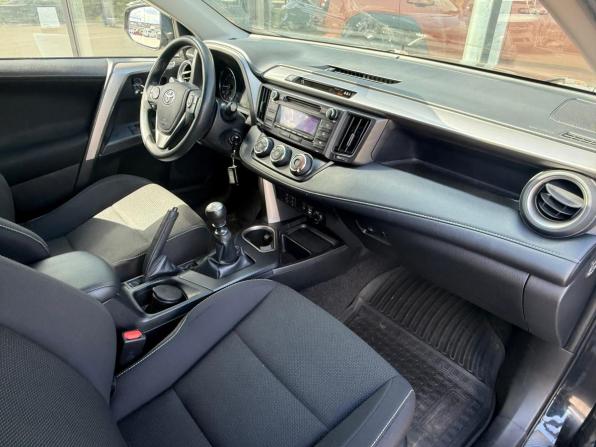 Toyota RAV4 IV (XA40) Рестайлинг с пробегом 2018 года, цена 2 400 000 рублей, 72575 км, внедорожник, Автокод Объявления