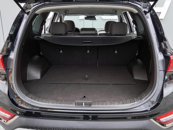 Hyundai Santa Fe IV с пробегом 2019 года, цена 2 820 000 рублей, 106109 км, внедорожник, Автокод Объявления
