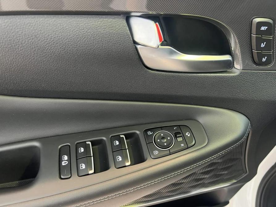 Hyundai Santa Fe IV Рестайлинг Москва  - изображение 11