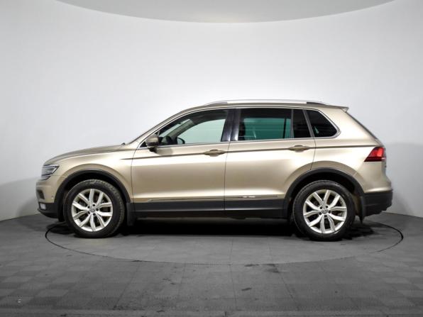 Volkswagen Tiguan II с пробегом 2018 года, цена 2 376 000 рублей, 182999 км, внедорожник, Автокод Объявления