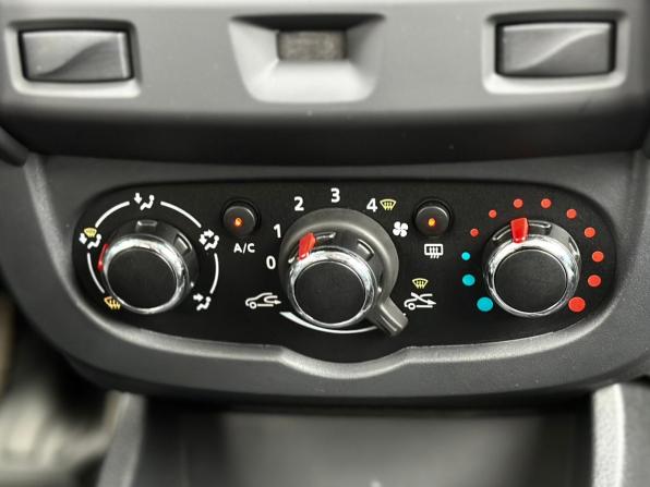 Lada (ВАЗ) Largus I Рестайлинг с пробегом 2024 года, цена 1 279 000 рублей, 26561 км, универсал, Автокод Объявления