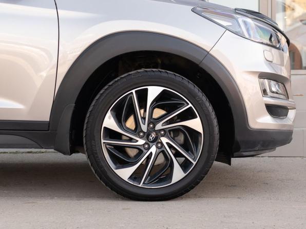 Hyundai Tucson III Рестайлинг с пробегом 2018 года, цена 2 295 000 рублей, 128487 км, внедорожник, Автокод Объявления