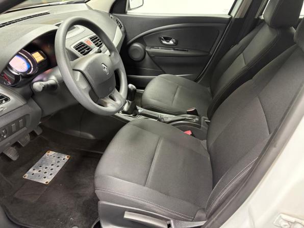 Renault Megane III Рестайлинг 2 с пробегом 2014 года, цена 848 000 рублей, 134753 км, хэтчбек, Автокод Объявления