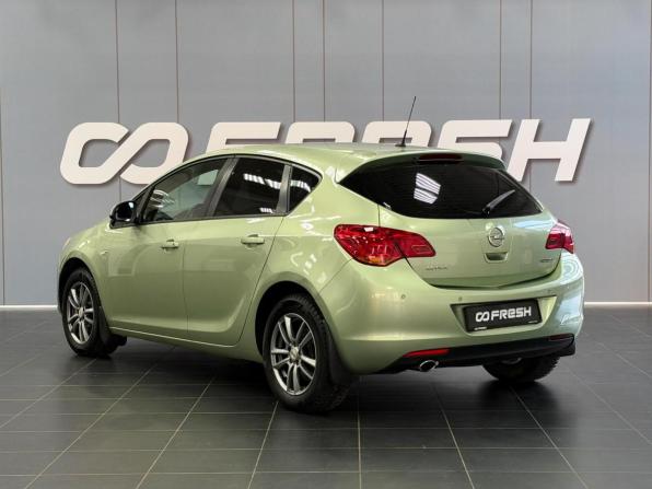 Opel Astra J с пробегом 2011 года, цена 750 000 рублей, 98668 км, хэтчбек, Автокод Объявления